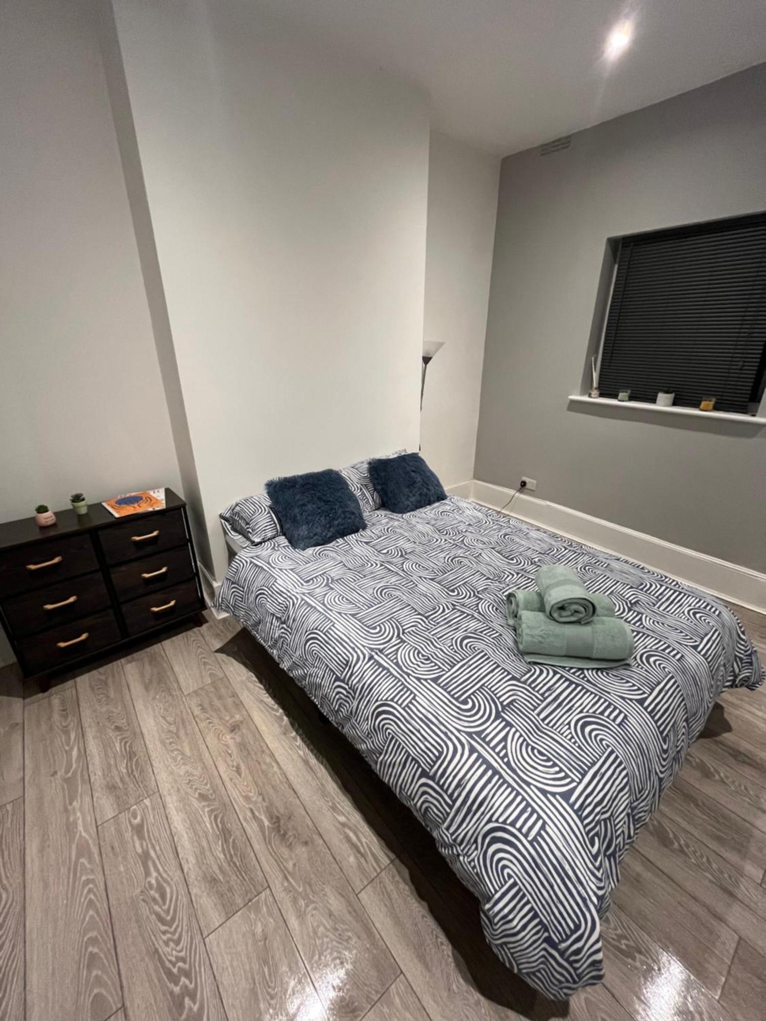 Super Central 2 Bed Flat Лондон Екстер'єр фото