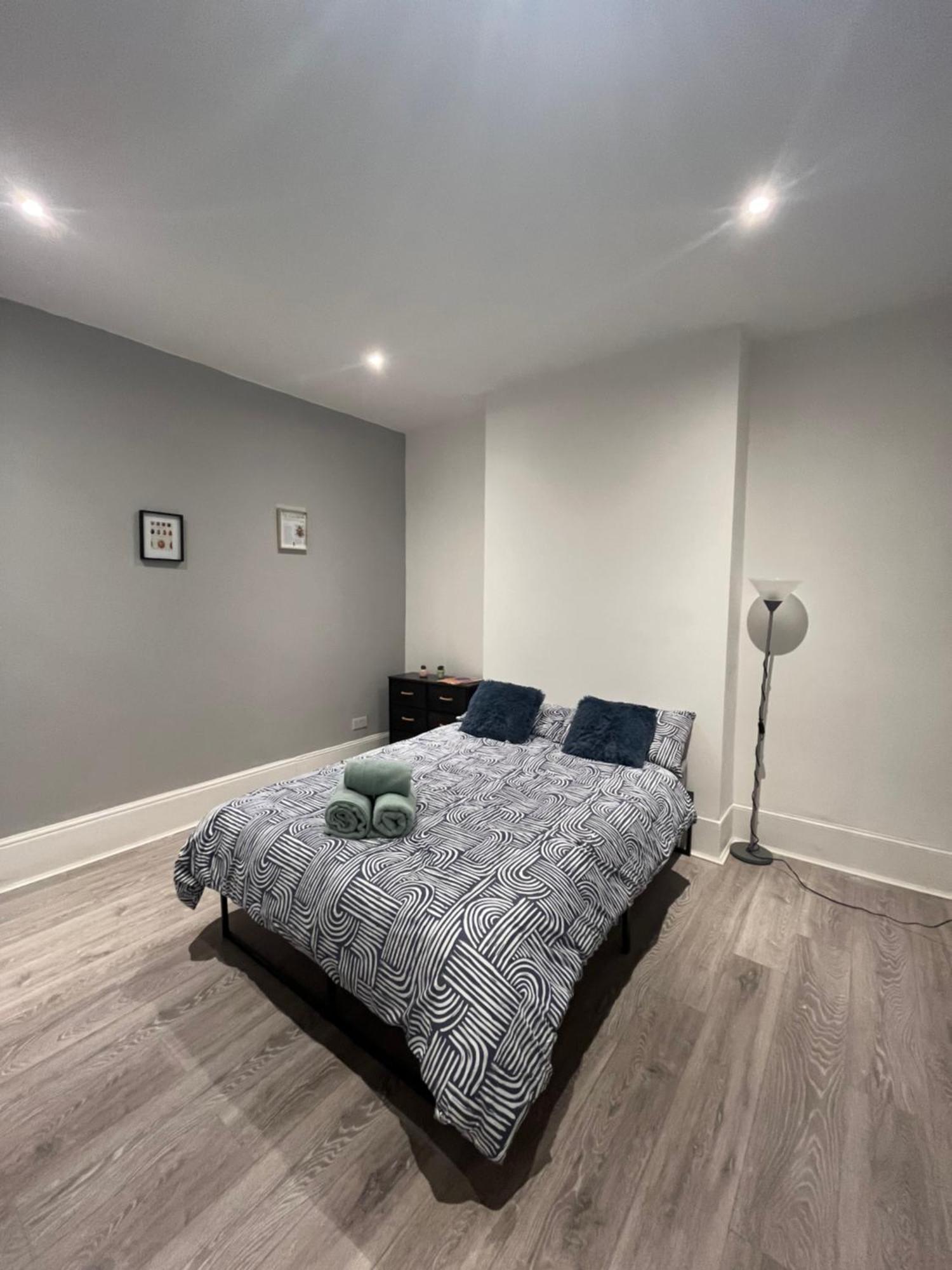 Super Central 2 Bed Flat Лондон Екстер'єр фото