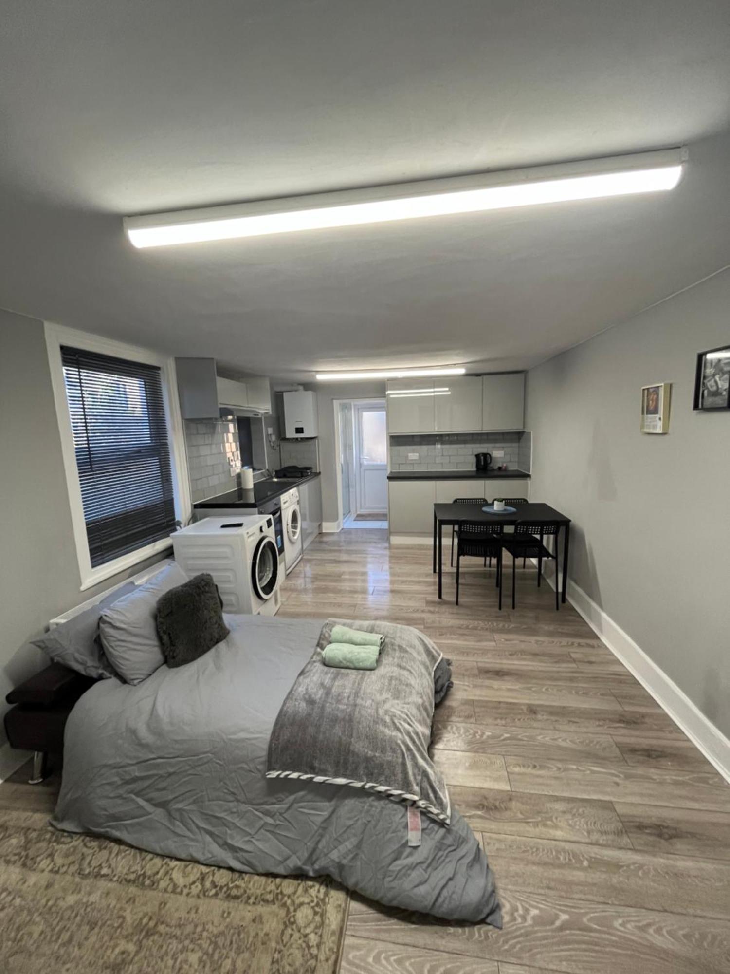 Super Central 2 Bed Flat Лондон Екстер'єр фото